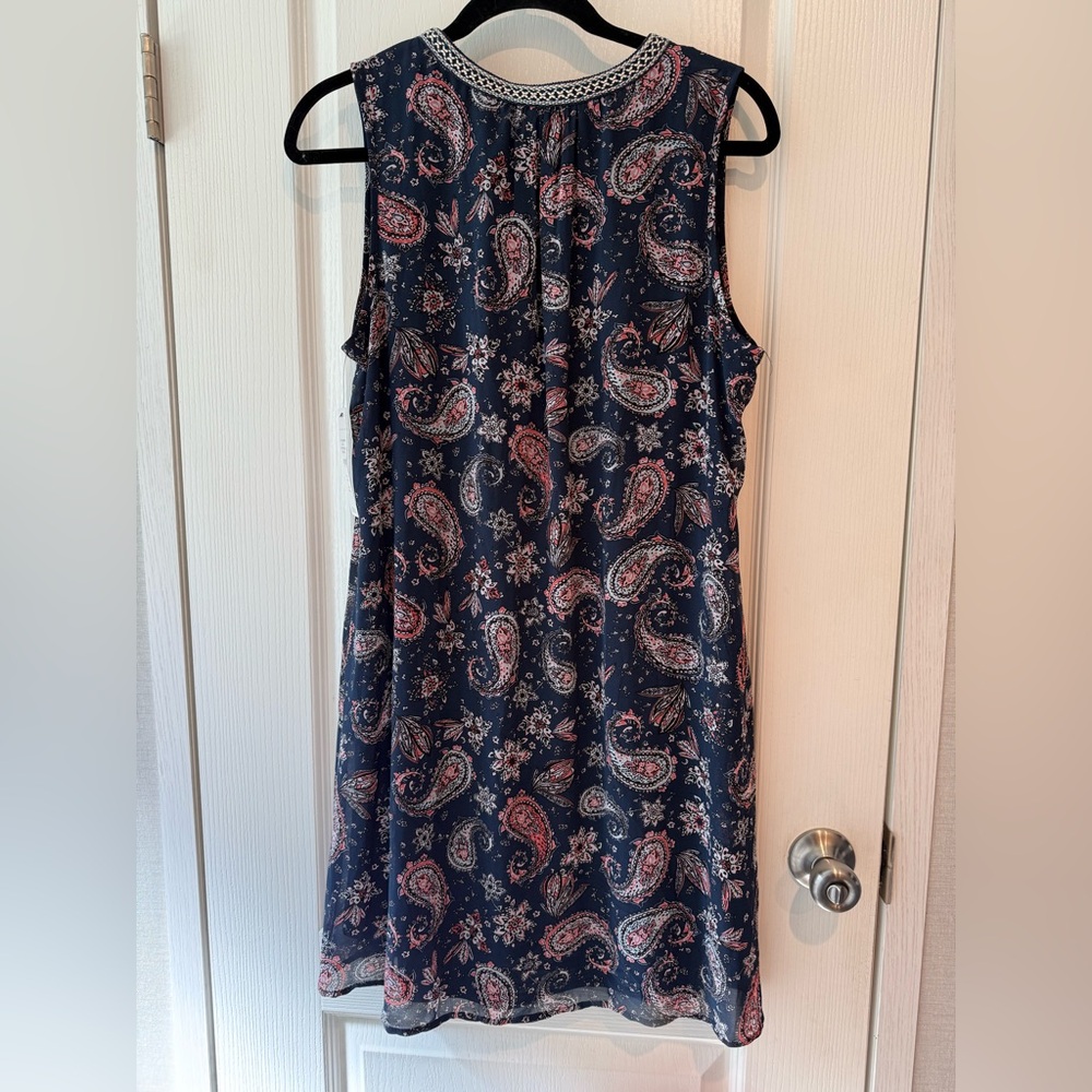 Signature Studio Navy and Pink Paisley Dress - Picture 2 of 6